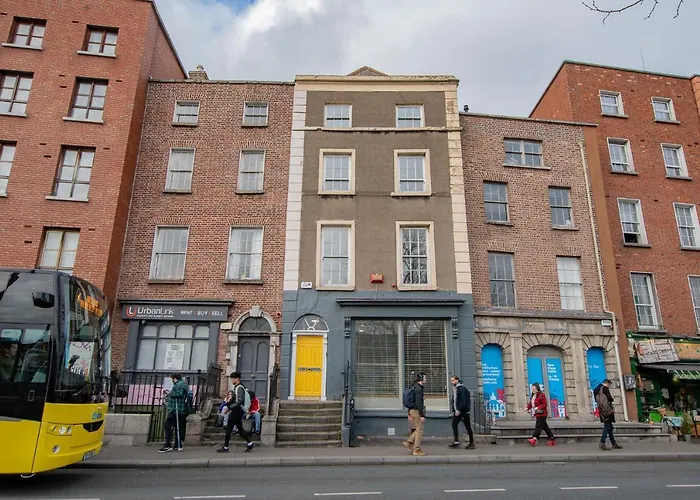 The Yellow Door By Shortstays *