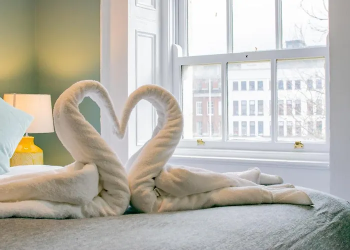 The Yellow Door By Shortstays * ダブリン