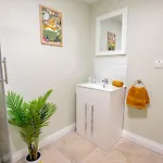 Large Group House -Temple Bar 2 Min Ferienhaus Dublin