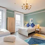 Large Group House -Temple Bar 2 Min