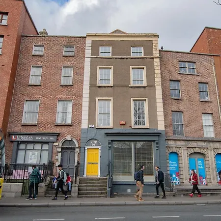Large Group House -Temple Bar 2 Min *