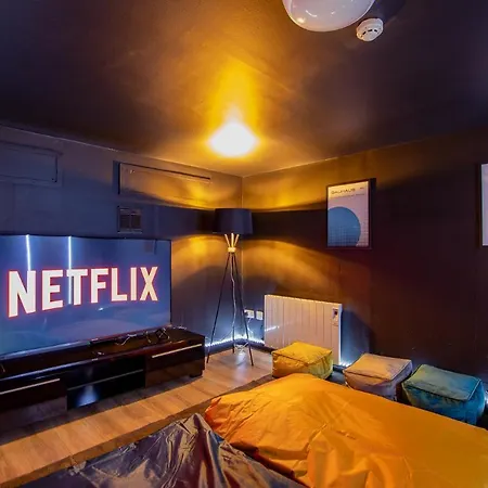 The Yellow Door By Shortstays * Dublin