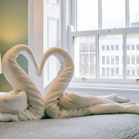 The Yellow Door By Shortstays * Dublin