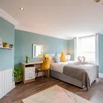 Sleeps 25 - Large Group House - 2 Min Temple Bar - 6br 別荘 *