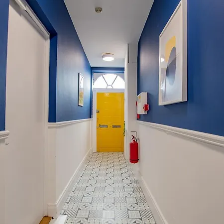 The Yellow Door By Shortstays Dublin