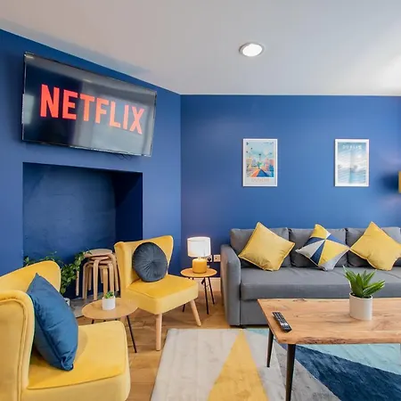 Sleeps 25 - Large Group House - 2 Min Temple Bar - 6br 別荘