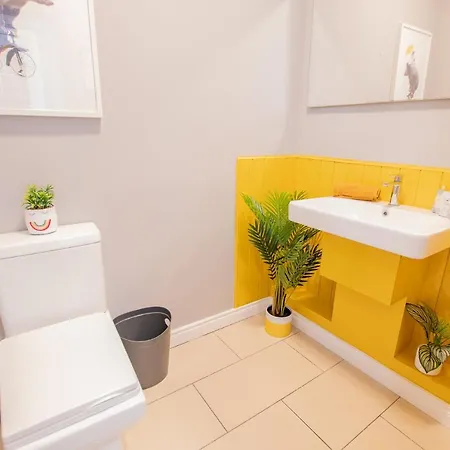 The Yellow Door By Shortstays Dublin