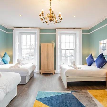 The Yellow Door By Shortstays Vakantiehuis *