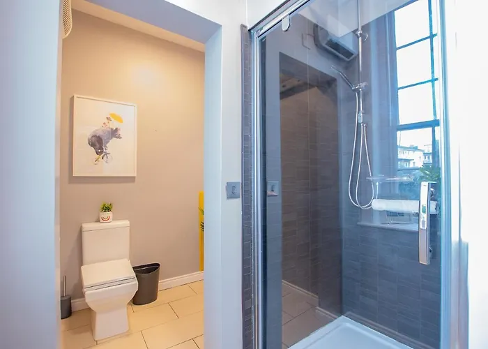 The Yellow Door By Shortstays Casa vacanze