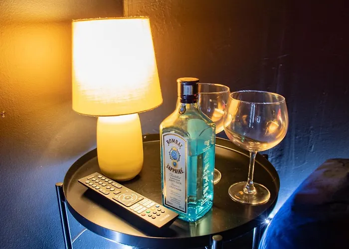 The Yellow Door By Shortstays