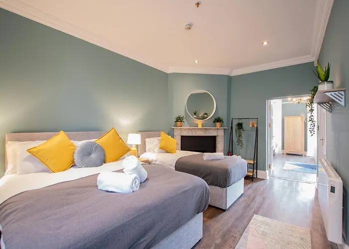 The Yellow Door By Shortstays Casa vacanze *