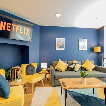 Sleeps 25 - Large Group House - 2 Min Temple Bar - 6br Semesterbostad