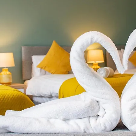 The Yellow Door By Shortstays